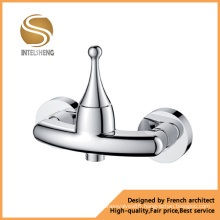 China Sanitary Ware Factory Bathtub Faucets (AOM-jb20621)